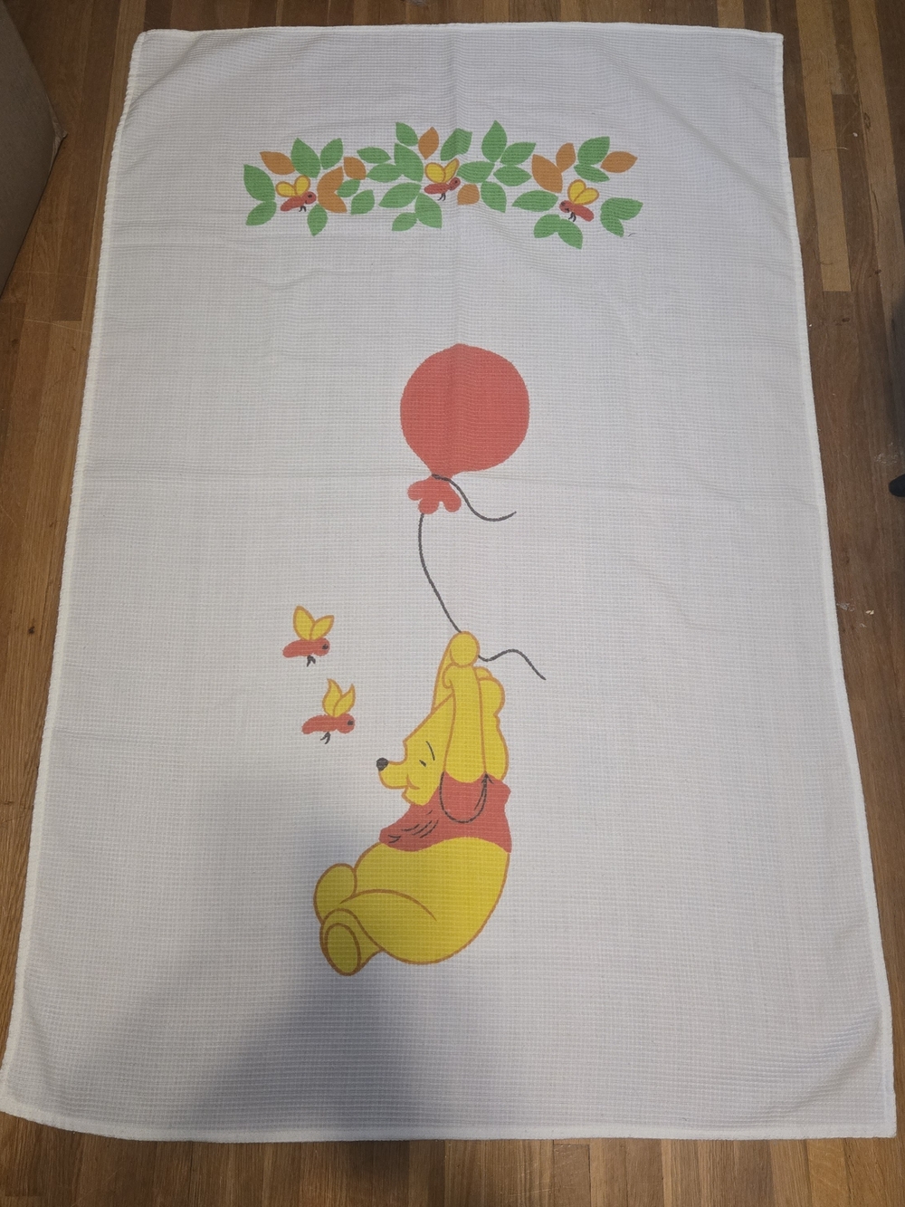 Waffle Knit Winnie the Pooh Balloon Throw Blanket - White, Yellow, Red